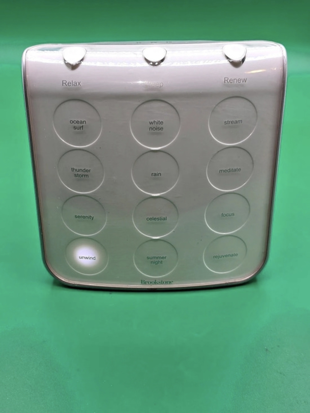 Brookstone Sound Spa Relaxation Machine Silver & White